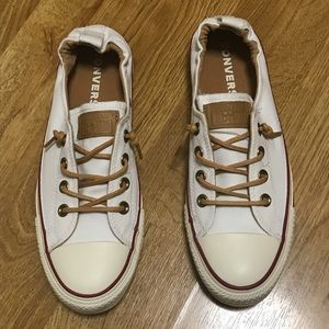 Converse women’s size 9